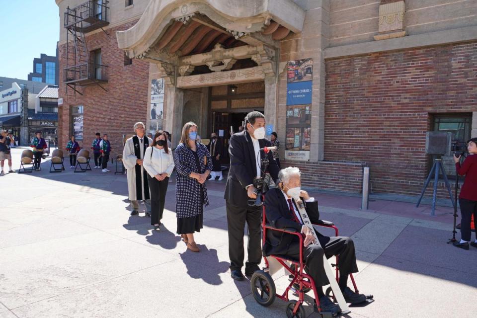 Ireicho Amache camp survivor leads procession